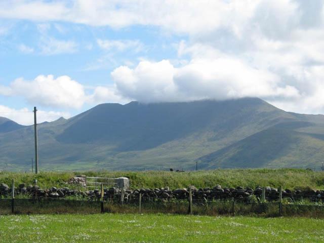 Coill An Rois B&B Ballydavid ภายนอก รูปภาพ
